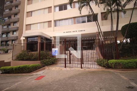 Apartamento à venda com 90m², 3 quartos e 2 vagasFachada