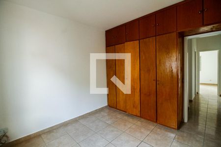 Quarto 2 de casa para alugar com 3 quartos, 112m² em Jardim Santa Terezinha, Taboão da Serra