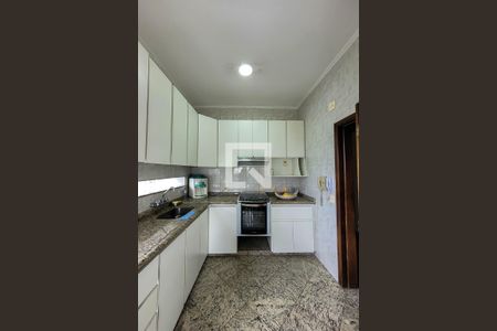 Apartamento à venda com 116m², 2 quartos e sem vaga Apartamento à venda com 116m², 2 quartos e sem vagaCozinha/Copa
