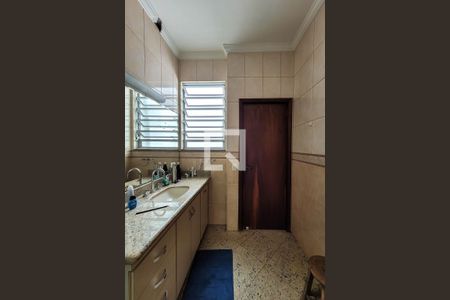Apartamento à venda com 116m², 2 quartos e sem vaga Apartamento à venda com 116m², 2 quartos e sem vagaBanheiro