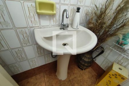 Casa à venda com 125m², 3 quartos e 2 vagas Casa à venda com 125m², 3 quartos e 2 vagasBanheiro