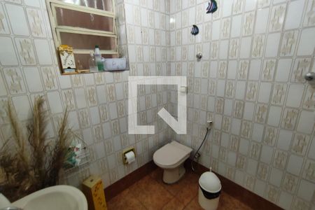 Casa à venda com 125m², 3 quartos e 2 vagas Casa à venda com 125m², 3 quartos e 2 vagasBanheiro