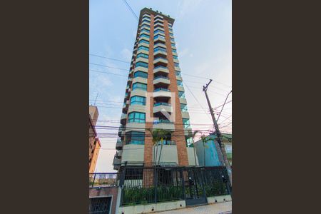 Apartamento para alugar com 139m², 3 quartos e 2 vagas Apartamento para alugar com 139m², 3 quartos e 2 vagasFachada