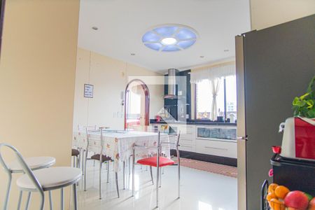 Apartamento para alugar com 139m², 3 quartos e 2 vagas Apartamento para alugar com 139m², 3 quartos e 2 vagasCozinha