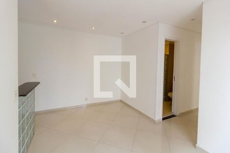 Sala de apartamento à venda com 3 quartos, 57m² em Jardim Cocaia, Guarulhos