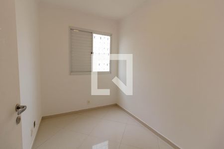 Quarto 1 de apartamento à venda com 3 quartos, 57m² em Jardim Cocaia, Guarulhos