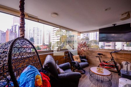 Varanda de apartamento à venda com 4 quartos, 253m² em Aclimação, São Paulo
