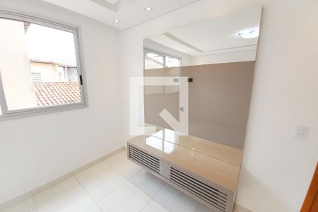 Sala de apartamento para alugar com 2 quartos, 48m² em Candelária, Belo Horizonte