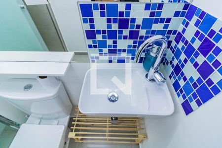 Apartamento para alugar com 58m², 2 quartos e 1 vaga Apartamento para alugar com 58m², 2 quartos e 1 vagaDetalhe do Banheiro