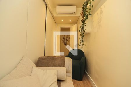 Apartamento à venda com 70m², 2 quartos e 1 vagaEscritório