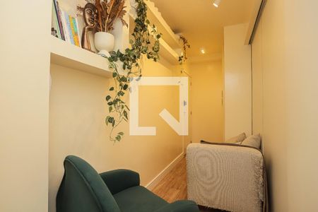Apartamento à venda com 70m², 2 quartos e 1 vagaEscritório