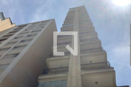 Apartamento à venda com 44m², 1 quarto e 1 vaga Apartamento à venda com 44m², 1 quarto e 1 vagaFachada do Prédio