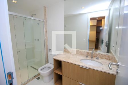 Apartamento à venda com 159m², 3 quartos e 2 vagas Apartamento à venda com 159m², 3 quartos e 2 vagasBanheiro da Suíte 3