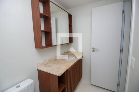 Apartamento à venda com 159m², 3 quartos e 2 vagas Apartamento à venda com 159m², 3 quartos e 2 vagasBanheiro da Suíte 1