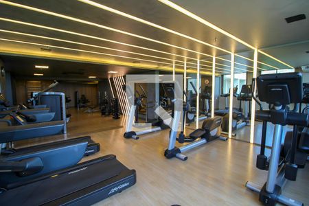Apartamento à venda com 159m², 3 quartos e 2 vagas Apartamento à venda com 159m², 3 quartos e 2 vagasÁrea comum - Fitness