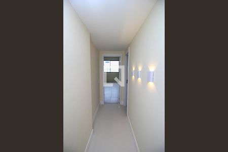 Apartamento à venda com 159m², 3 quartos e 2 vagas Apartamento à venda com 159m², 3 quartos e 2 vagasCorredor