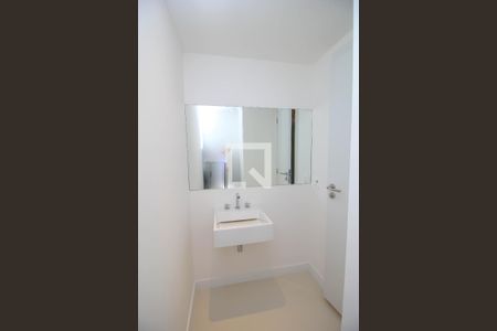 Apartamento à venda com 159m², 3 quartos e 2 vagas Apartamento à venda com 159m², 3 quartos e 2 vagasLavabo