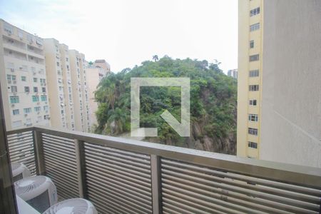 Apartamento à venda com 159m², 3 quartos e 2 vagas Apartamento à venda com 159m², 3 quartos e 2 vagasVista da Área de Serviço