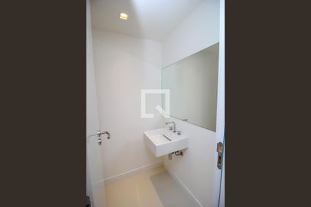 Lavabo de apartamento à venda com 3 quartos, 159m² em Flamengo, Rio de Janeiro