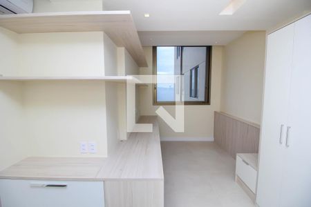 Apartamento à venda com 159m², 3 quartos e 2 vagas Apartamento à venda com 159m², 3 quartos e 2 vagasQuarto 2