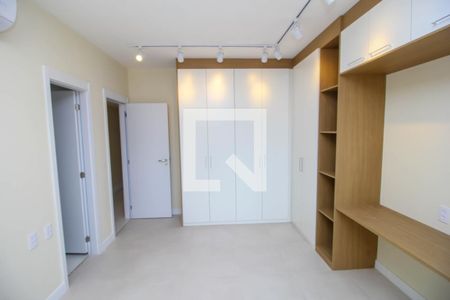 Apartamento à venda com 159m², 3 quartos e 2 vagas Apartamento à venda com 159m², 3 quartos e 2 vagasQuarto 3