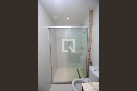 Apartamento à venda com 159m², 3 quartos e 2 vagas Apartamento à venda com 159m², 3 quartos e 2 vagasBanheiro da Suíte 2
