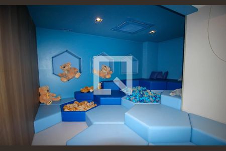 Apartamento à venda com 159m², 3 quartos e 2 vagas Apartamento à venda com 159m², 3 quartos e 2 vagasBrinquedoteca