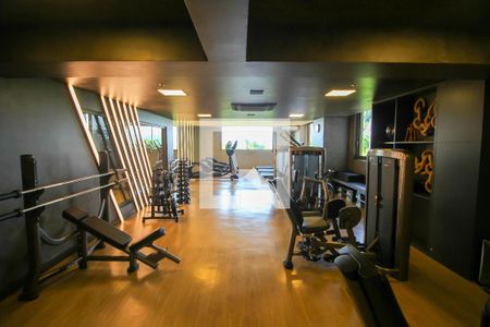 Apartamento à venda com 159m², 3 quartos e 2 vagas Apartamento à venda com 159m², 3 quartos e 2 vagasÁrea comum - Fitness