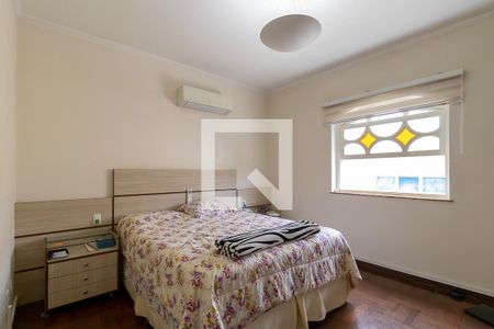 Casa à venda com 490m², 4 quartos e 7 vagas Casa à venda com 490m², 4 quartos e 7 vagasQuarto da suíte 1