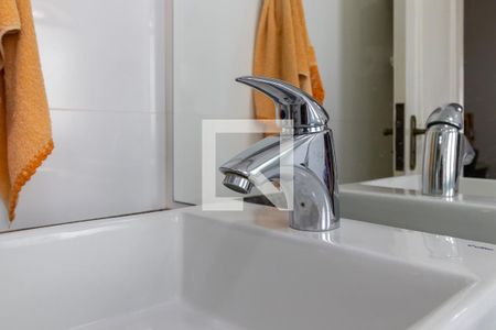 Casa à venda com 490m², 4 quartos e 7 vagas Casa à venda com 490m², 4 quartos e 7 vagasBanheiro da suíte 2