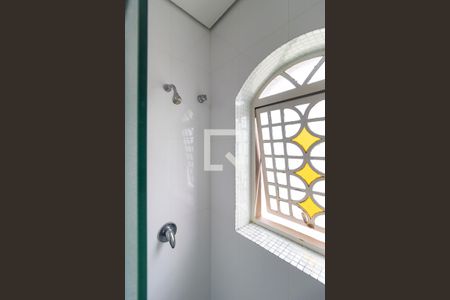 Casa à venda com 490m², 4 quartos e 7 vagas Casa à venda com 490m², 4 quartos e 7 vagasBanheiro da suíte 2