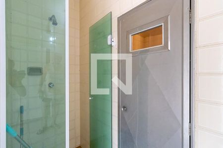 Casa à venda com 490m², 4 quartos e 7 vagas Casa à venda com 490m², 4 quartos e 7 vagasSauna