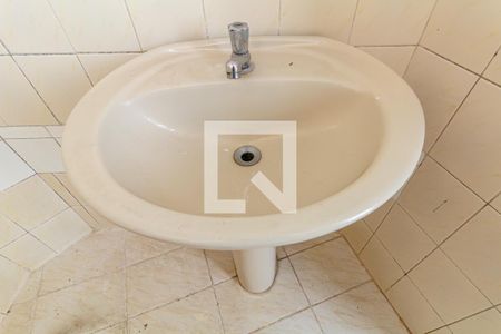 Banheiro de kitnet/studio à venda com 1 quarto, 20m² em Santa Efigênia, São Paulo