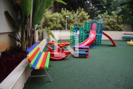 Apartamento à venda com 110m², 2 quartos e 1 vagaÁrea comum - Playground