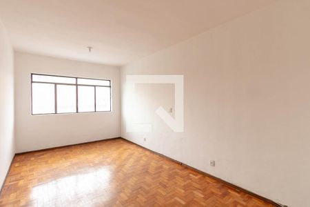 Quarto 1 de casa à venda com 3 quartos, 240m² em Carlos Prates, Belo Horizonte