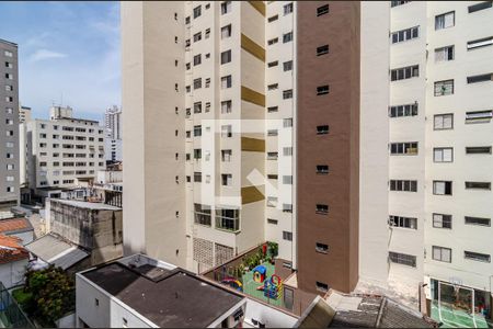 Vista de apartamento à venda com 2 quartos, 74m² em Pinheiros, São Paulo