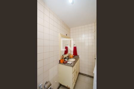 Apartamento à venda com 140m², 3 quartos e 2 vagas Apartamento à venda com 140m², 3 quartos e 2 vagasBanheiro da Suíte