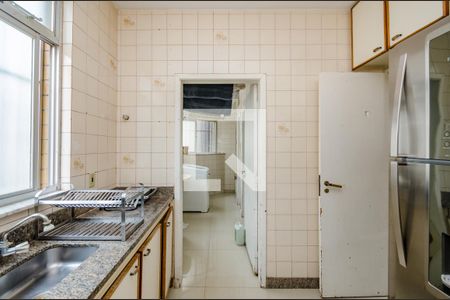 Apartamento à venda com 140m², 3 quartos e 2 vagas Apartamento à venda com 140m², 3 quartos e 2 vagasCozinha