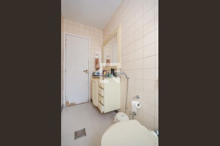 Apartamento à venda com 140m², 3 quartos e 2 vagas Apartamento à venda com 140m², 3 quartos e 2 vagasBanheiro Social