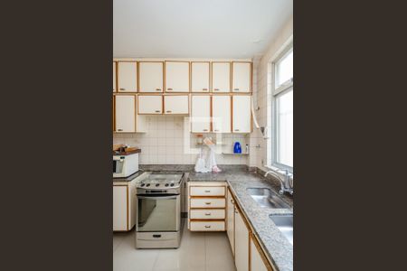 Apartamento à venda com 140m², 3 quartos e 2 vagas Apartamento à venda com 140m², 3 quartos e 2 vagasCozinha