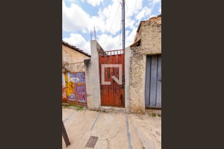 Casa para alugar com 80m², 3 quartos e sem vaga Casa para alugar com 80m², 3 quartos e sem vagaFachada