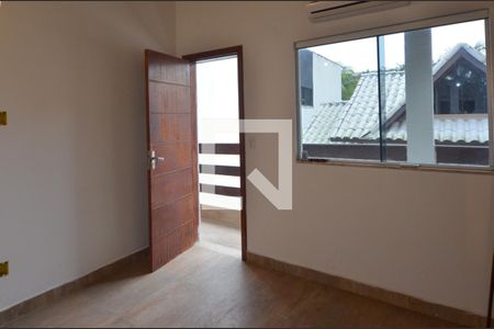 Casa de condomínio à venda com 250m², 4 quartos e 3 vagas Casa de condomínio à venda com 250m², 4 quartos e 3 vagas Suíte 3