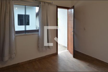 Casa de condomínio à venda com 250m², 4 quartos e 3 vagas Casa de condomínio à venda com 250m², 4 quartos e 3 vagasSuite 2