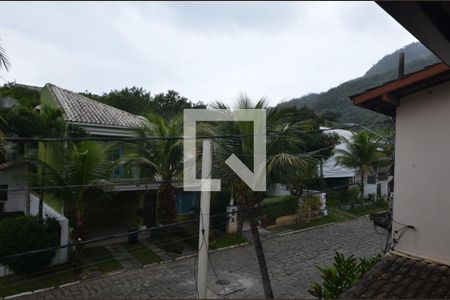 Casa de condomínio à venda com 250m², 4 quartos e 3 vagas Casa de condomínio à venda com 250m², 4 quartos e 3 vagasVista da Suite 1