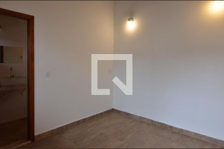 Casa de condomínio à venda com 250m², 4 quartos e 3 vagas Casa de condomínio à venda com 250m², 4 quartos e 3 vagas Suíte 3