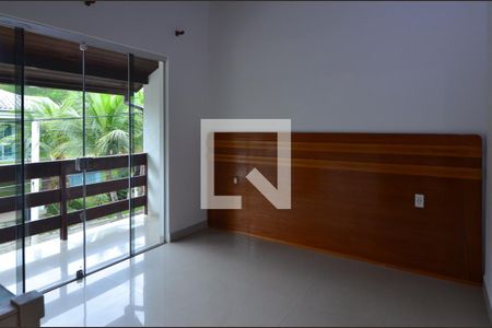Casa de condomínio à venda com 250m², 4 quartos e 3 vagas Casa de condomínio à venda com 250m², 4 quartos e 3 vagasSuite 1