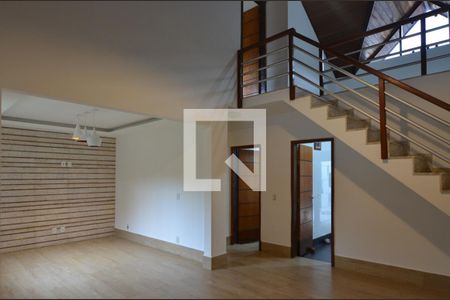Sala de casa de condomínio à venda com 4 quartos, 250m² em Recreio dos Bandeirantes, Rio de Janeiro