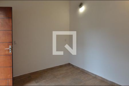 Casa de condomínio à venda com 250m², 4 quartos e 3 vagas Casa de condomínio à venda com 250m², 4 quartos e 3 vagasSuite 2