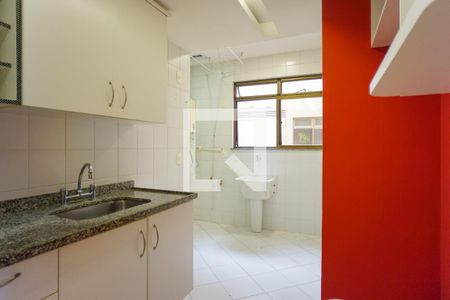 Apartamento à venda com 105m², 2 quartos e 2 vagasCozinha e Área de Serviço