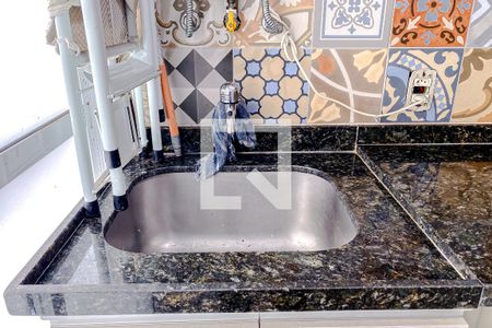 Apartamento para alugar com 80m², 2 quartos e 1 vagaÁrea de Serviço